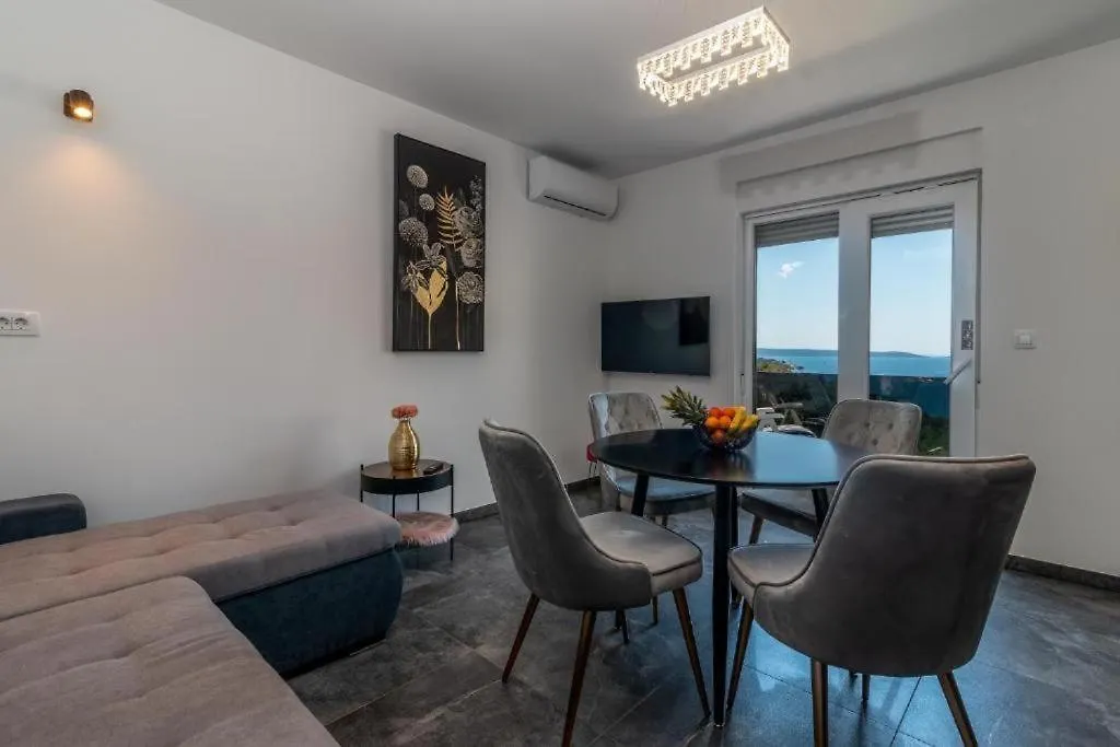 Villa Helena Trogir 0*,