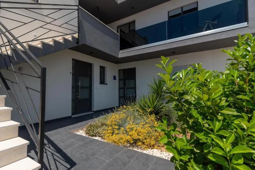Apartment Villa Helena Trogir Croatia