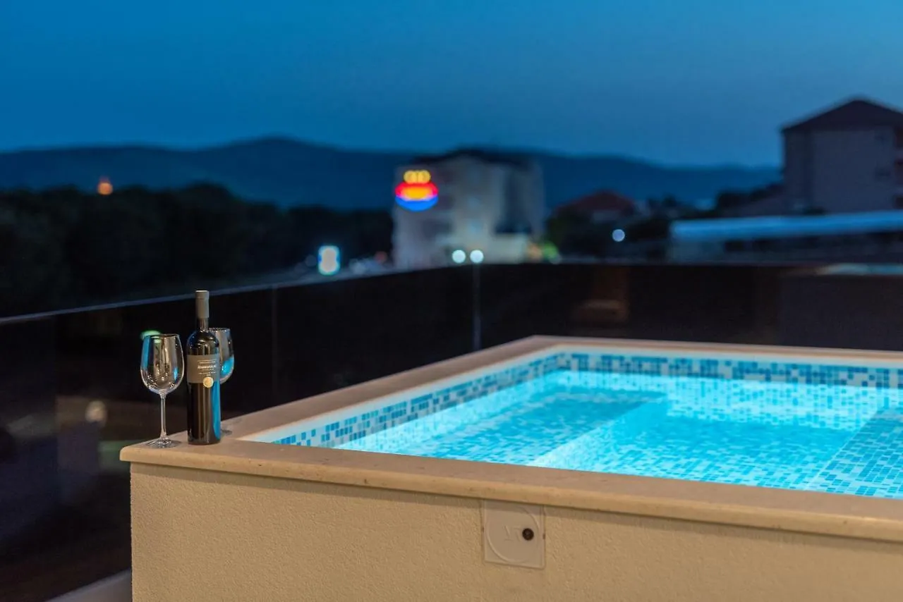 Apartment Villa Helena Trogir