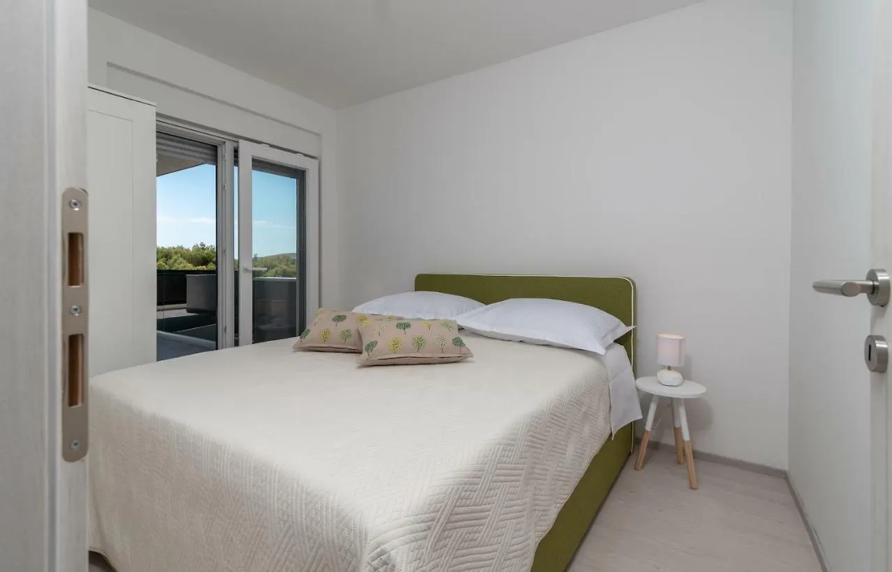 Apartment Villa Helena Trogir